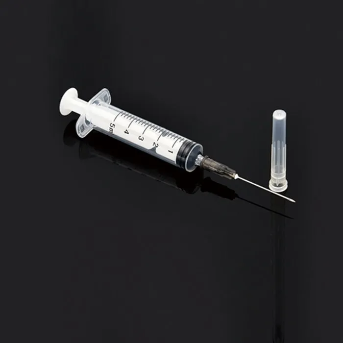 Ιατρική αποστειρωμένη σύριγγα